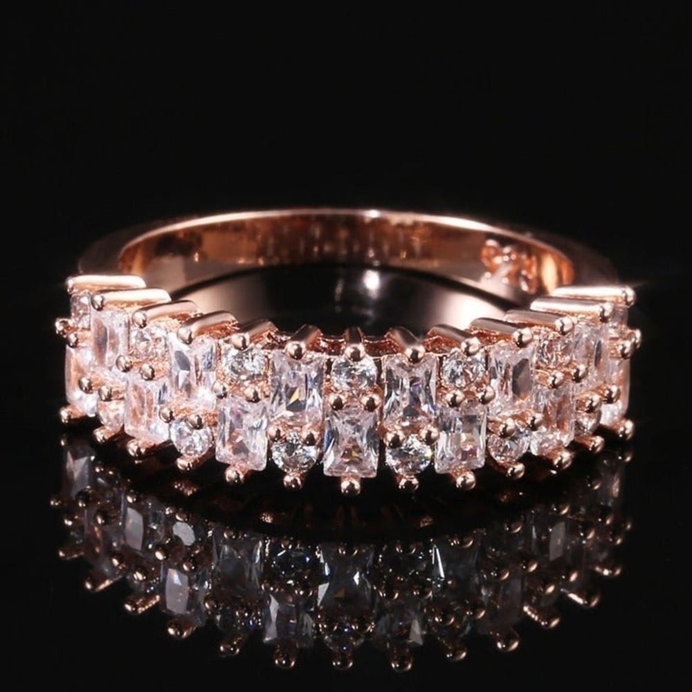"Fashion Beautiful Gems Full Around Zircon Eternity Rings for Women,